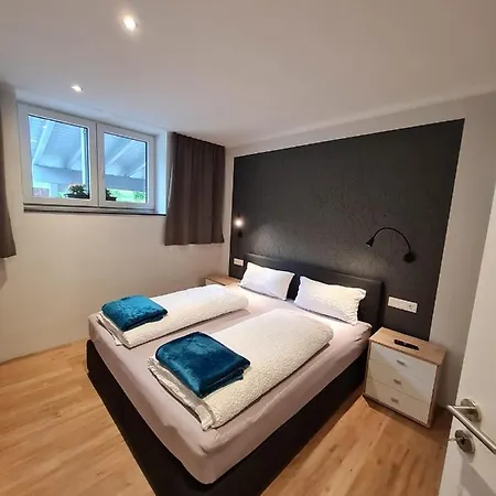 Ferienapartments Bensch - Haus Reiskofel *