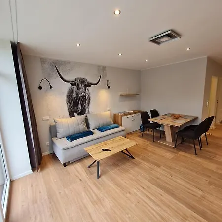 Ferienapartments Bensch - Haus Reiskofel 公寓 Reisach