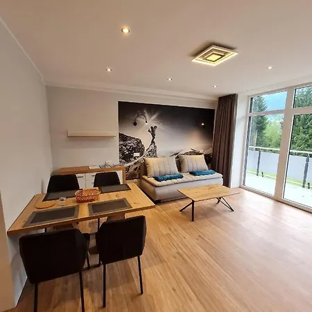 Ferienapartments Bensch - Haus Reiskofel * Reisach