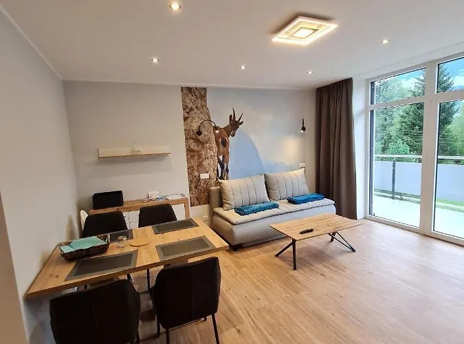 Ferienapartments Bensch - Haus Reiskofel Reisach