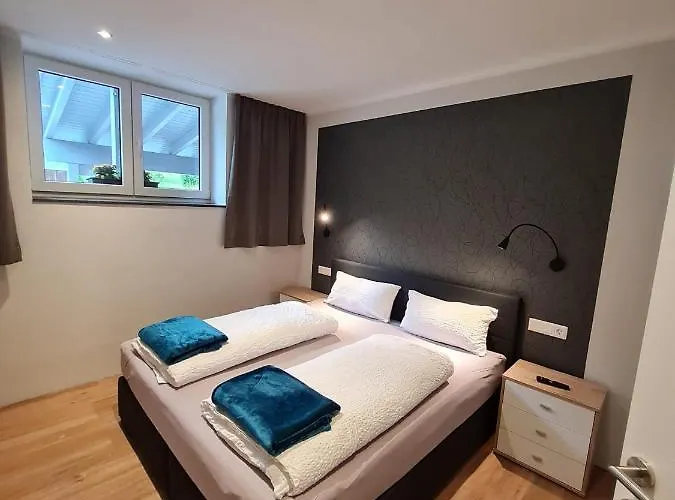 Ferienapartments Bensch - Haus Reiskofel *