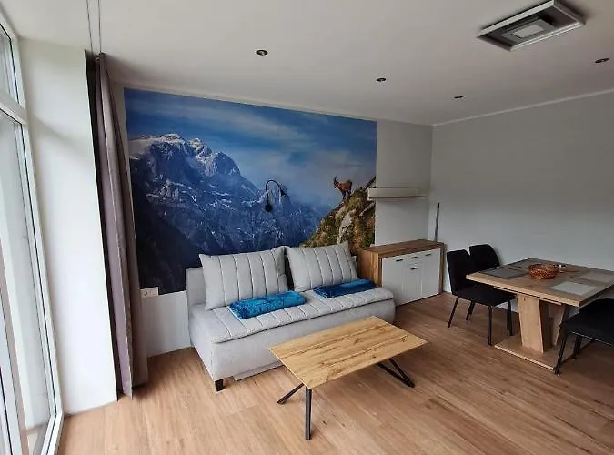 Ferienapartments Bensch - Haus Reiskofel *